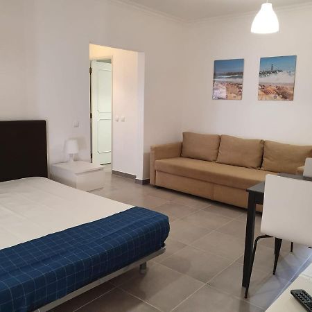 Varandas Do Mar 3- Remodelado, Wifi, 150Mt Praia Quarteira Exterior foto
